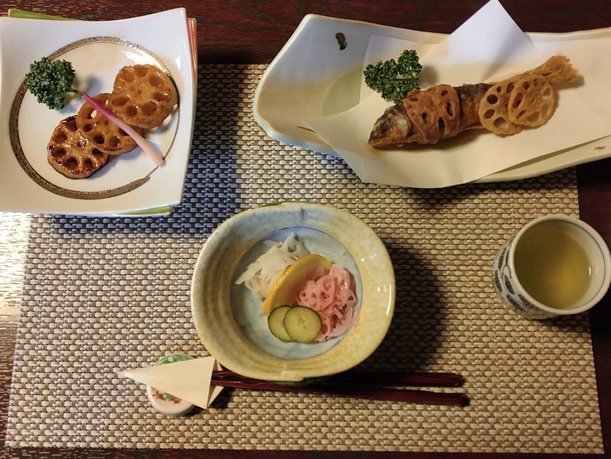 2/6・2/23  前菜からデザートまでれんこんづくし！　岐阜羽島の名店で楽しむ　驚きと感動のれんこん会席